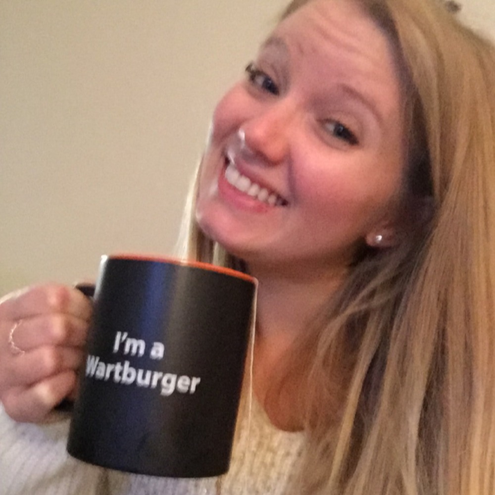 Meet your Posher, Kayla